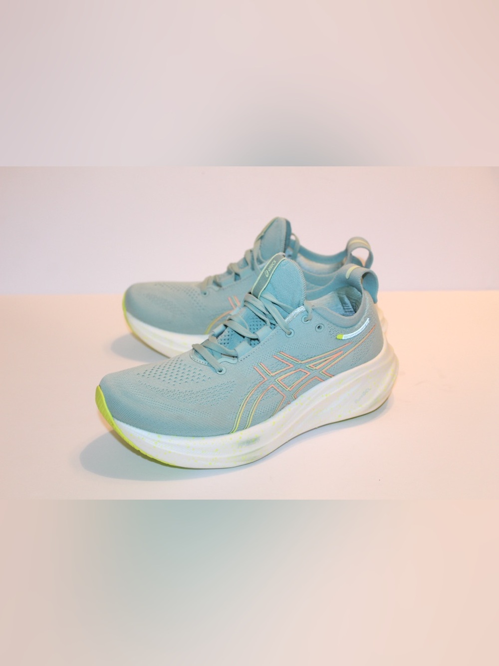 ASICS Gel Nimbus 26 Shoes Size Women’s 8.5